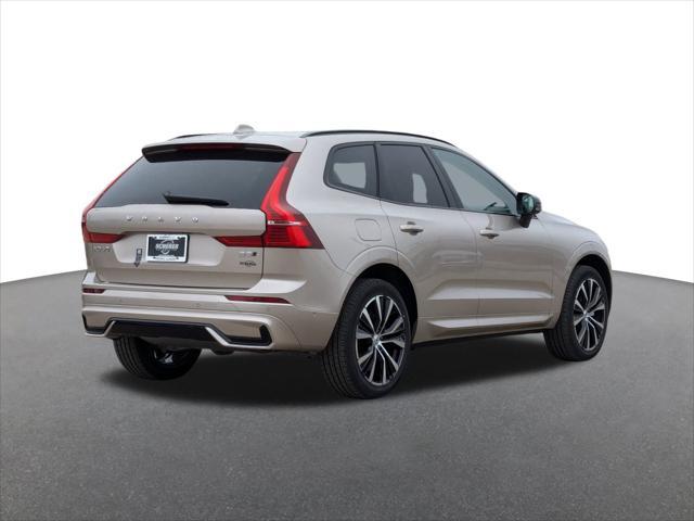 new 2025 Volvo XC60 car, priced at $53,345