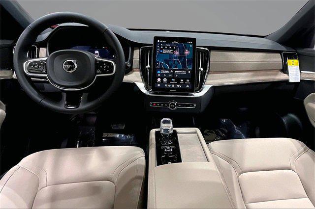 new 2025 Volvo XC90 car, priced at $59,425