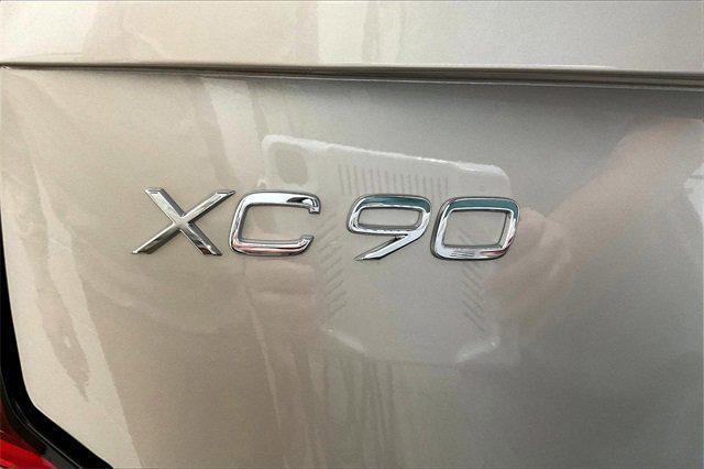 new 2025 Volvo XC90 car, priced at $59,425