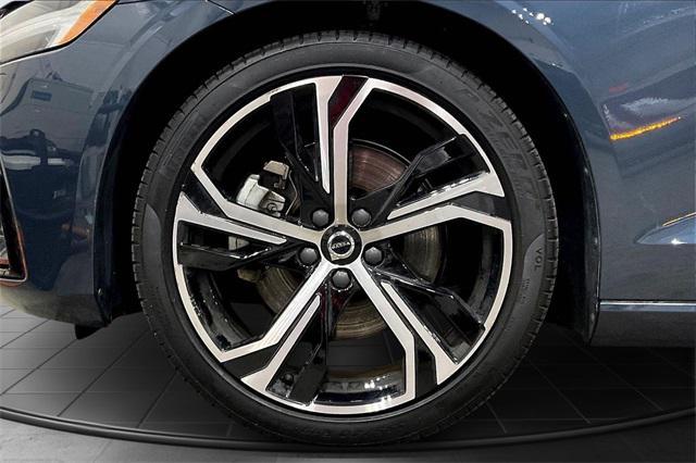 used 2024 Volvo S60 car, priced at $31,400