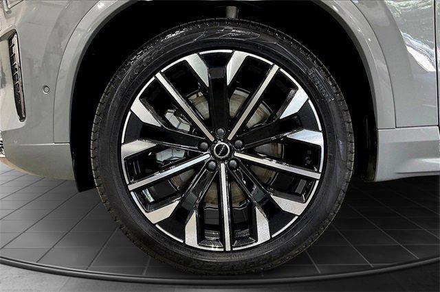 new 2026 Volvo XC90 car, priced at $68,825
