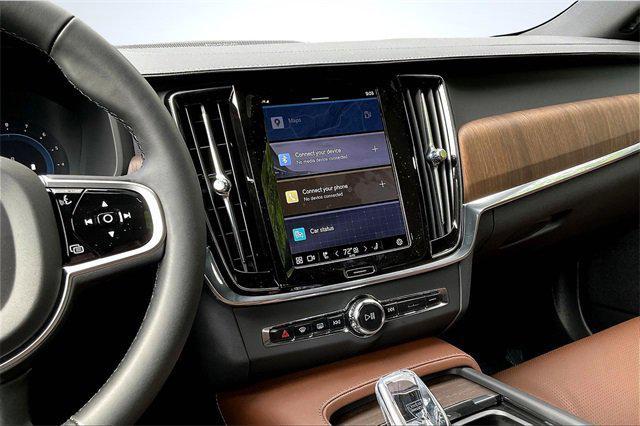 new 2025 Volvo V90 Cross Country car, priced at $68,085