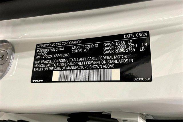 new 2025 Volvo S90 car, priced at $69,995