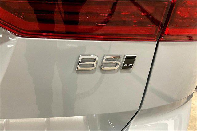 new 2026 Volvo XC60 car, priced at $60,935