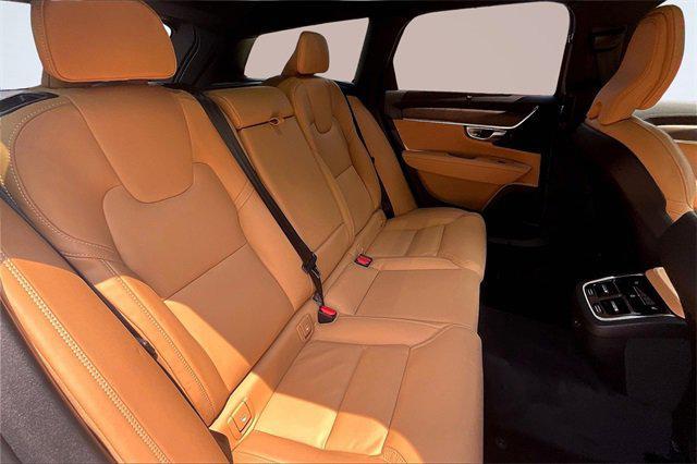 new 2025 Volvo V90 Cross Country car, priced at $66,585
