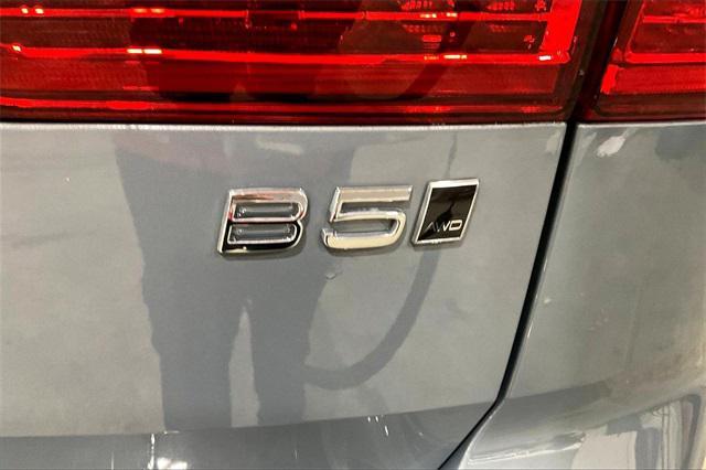 used 2023 Volvo XC60 car, priced at $39,600