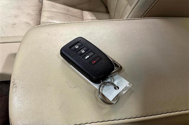 used 2016 Lexus ES 350 car, priced at $17,500