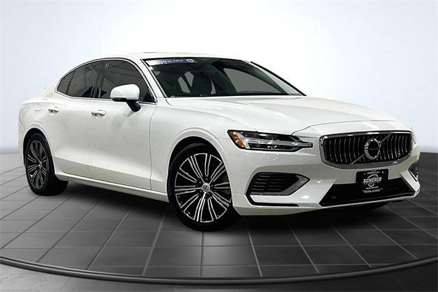 used 2022 Volvo S60 Recharge Plug-In Hybrid car, priced at $32,300