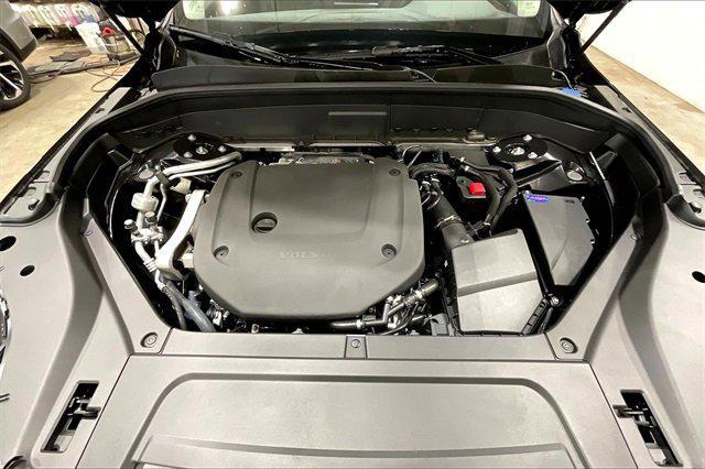 new 2025 Volvo XC90 car, priced at $68,325