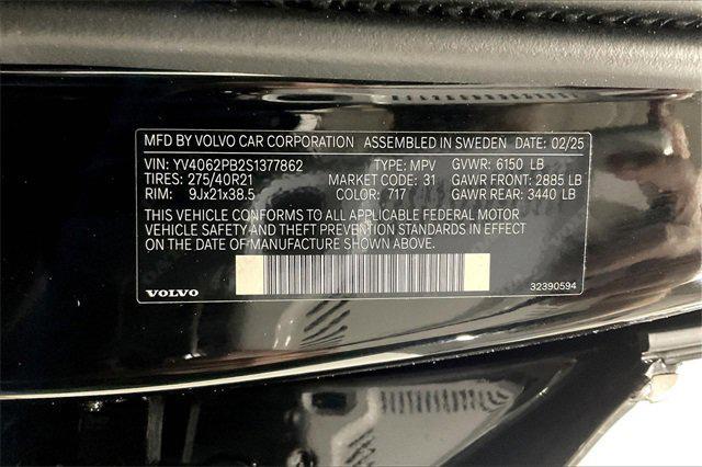 new 2025 Volvo XC90 car, priced at $68,325