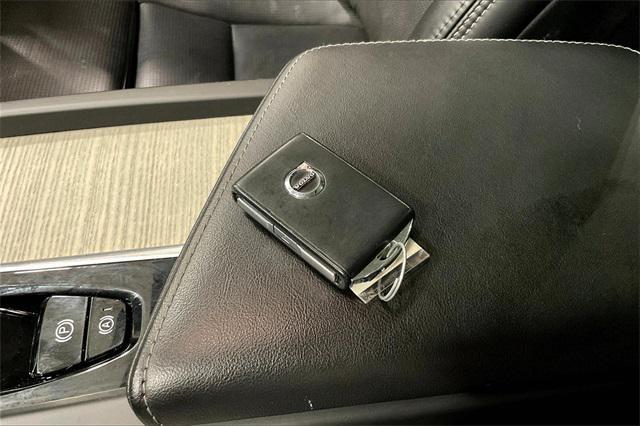 used 2022 Volvo XC60 car, priced at $33,900