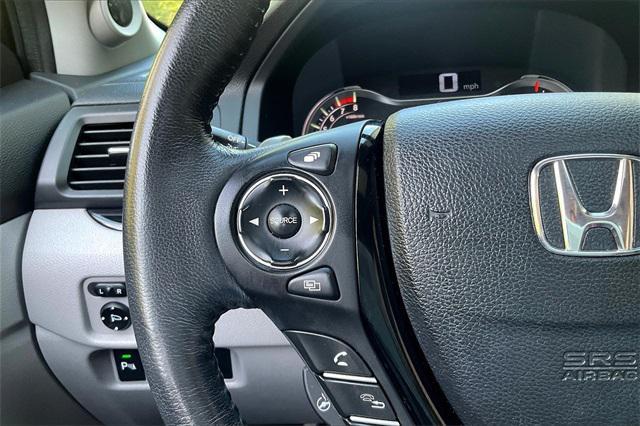 used 2017 Honda Pilot car, priced at $18,800