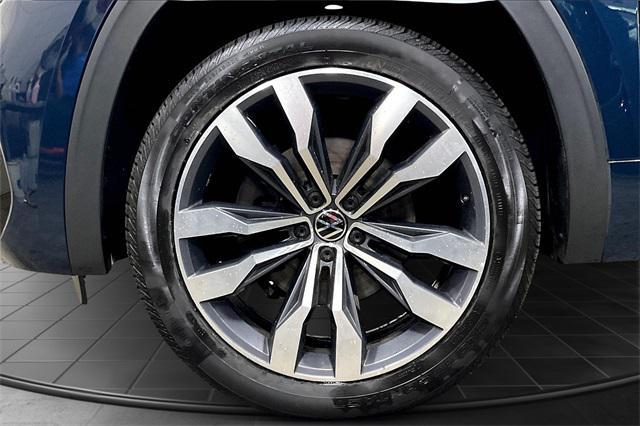 used 2021 Volkswagen Atlas car, priced at $25,200