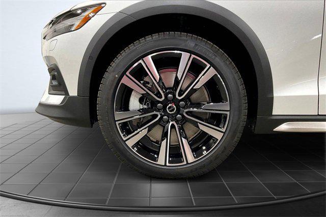 new 2026 Volvo V60 Cross Country car, priced at $59,550