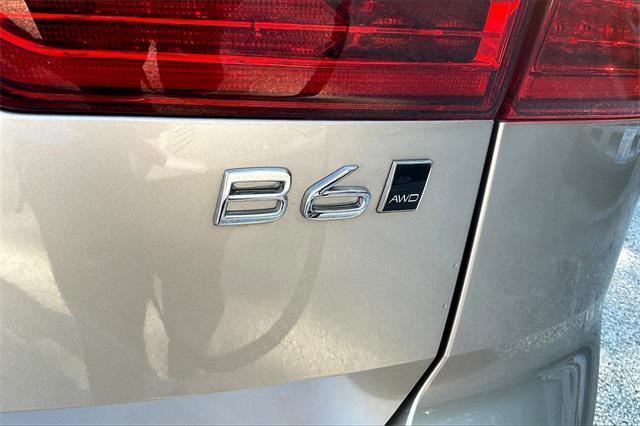 used 2023 Volvo XC60 car, priced at $39,000