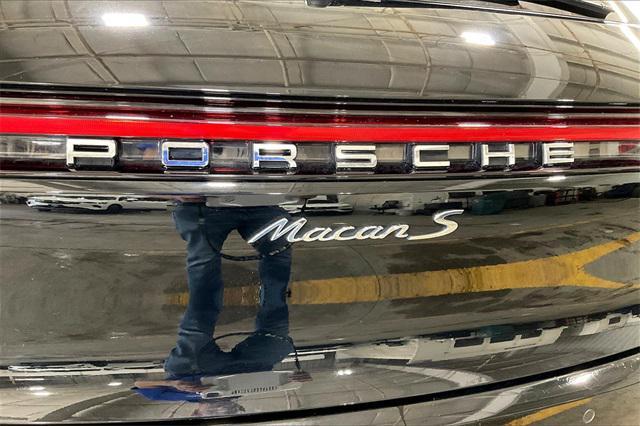 used 2020 Porsche Macan car, priced at $30,500