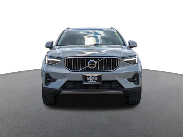 new 2025 Volvo XC40 car, priced at $48,825