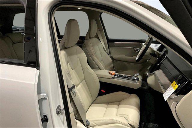 new 2026 Volvo XC90 car, priced at $79,145