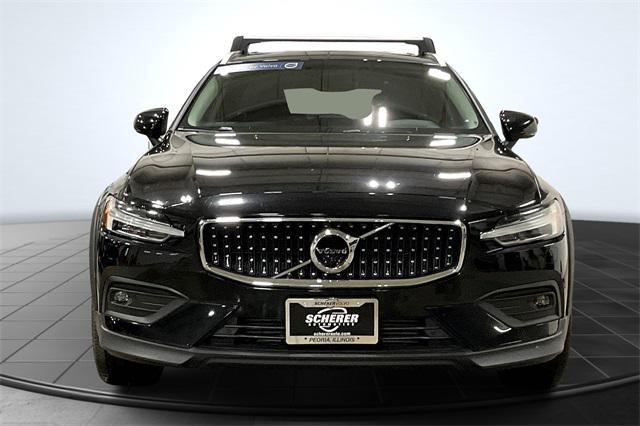 used 2022 Volvo V60 Cross Country car, priced at $37,000