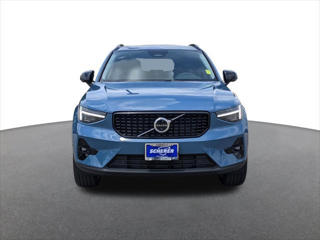 new 2024 Volvo XC40 car, priced at $46,419