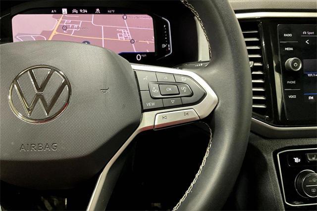 used 2021 Volkswagen Atlas car, priced at $24,500