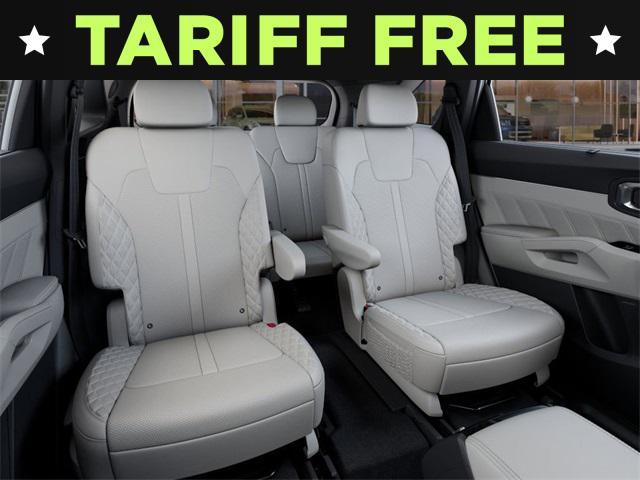 new 2025 Kia Sorento Hybrid car, priced at $45,082