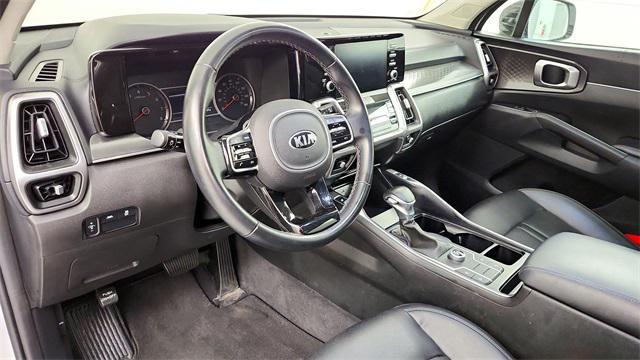 used 2021 Kia Sorento car, priced at $23,423