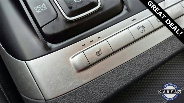 used 2023 Kia Carnival car, priced at $30,991