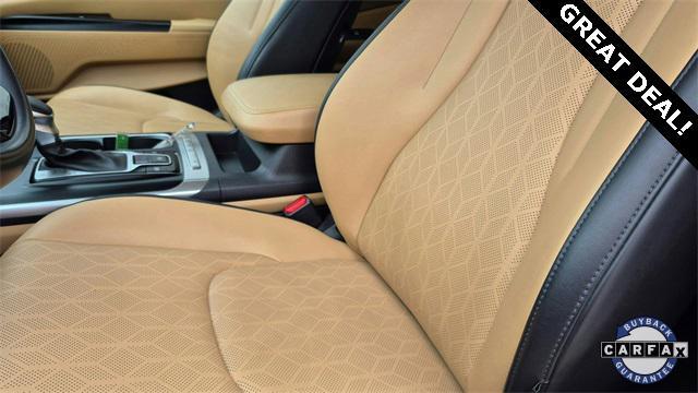 used 2023 Kia Carnival car, priced at $30,991