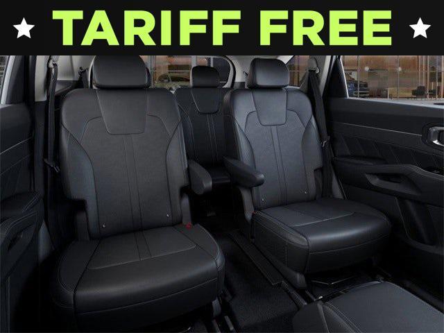 new 2025 Kia Sorento car, priced at $38,689