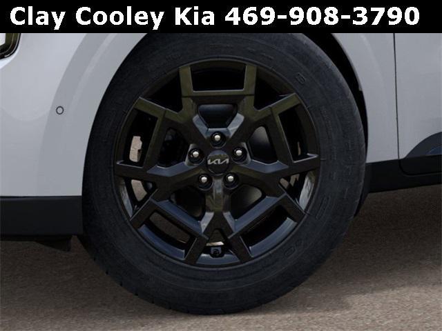 new 2025 Kia Carnival car, priced at $50,618