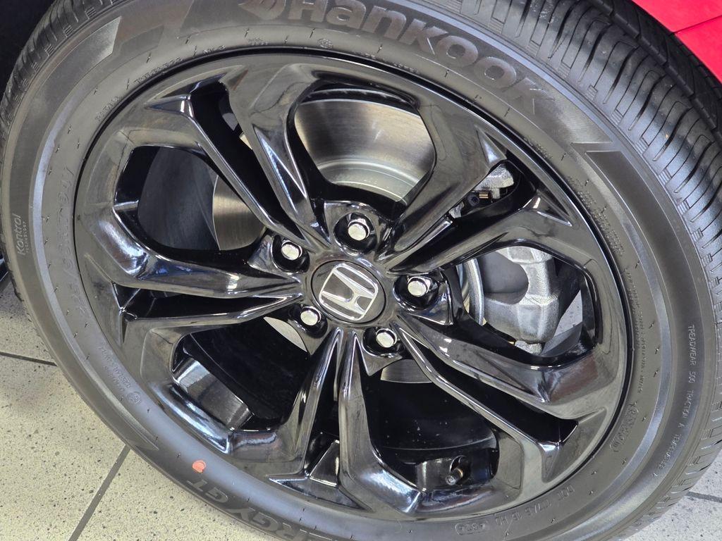 new 2025 Honda Accord car, priced at $32,165