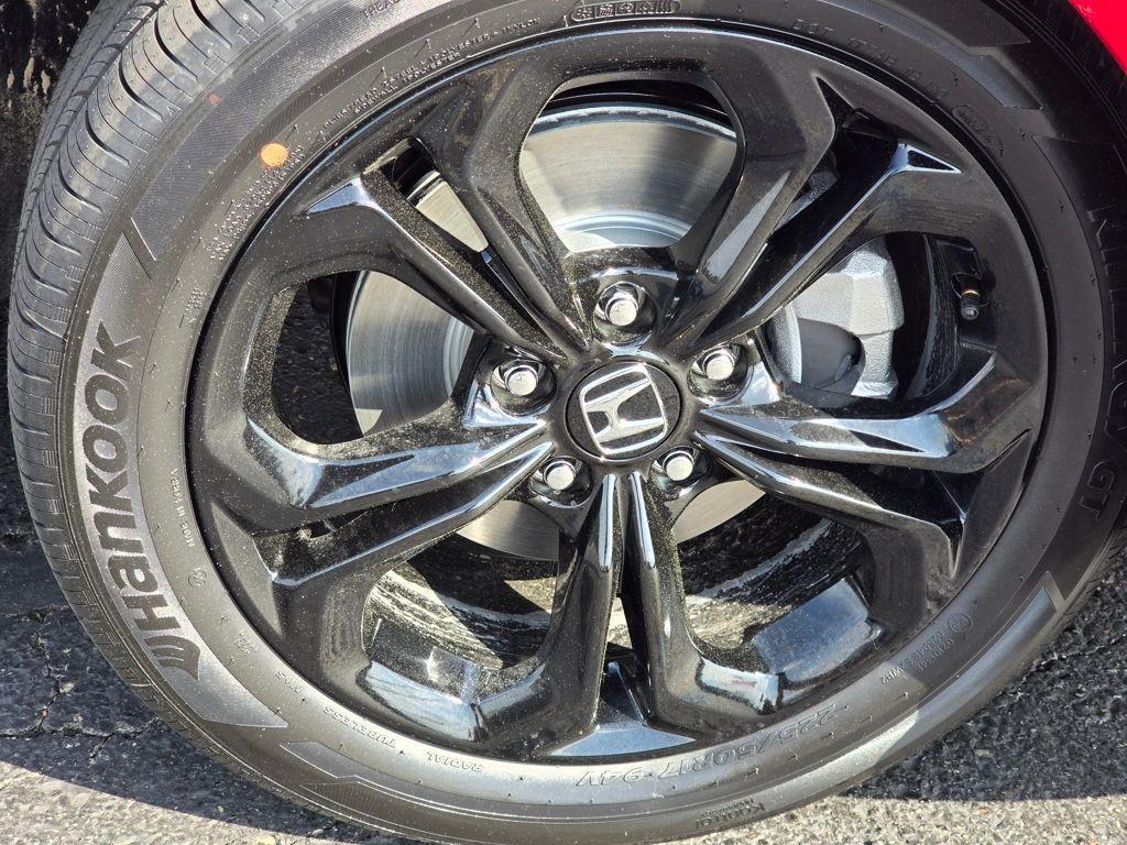 new 2025 Honda Accord car, priced at $32,165