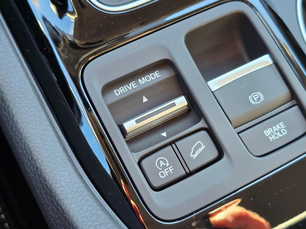new 2025 Honda Pilot car, priced at $48,180