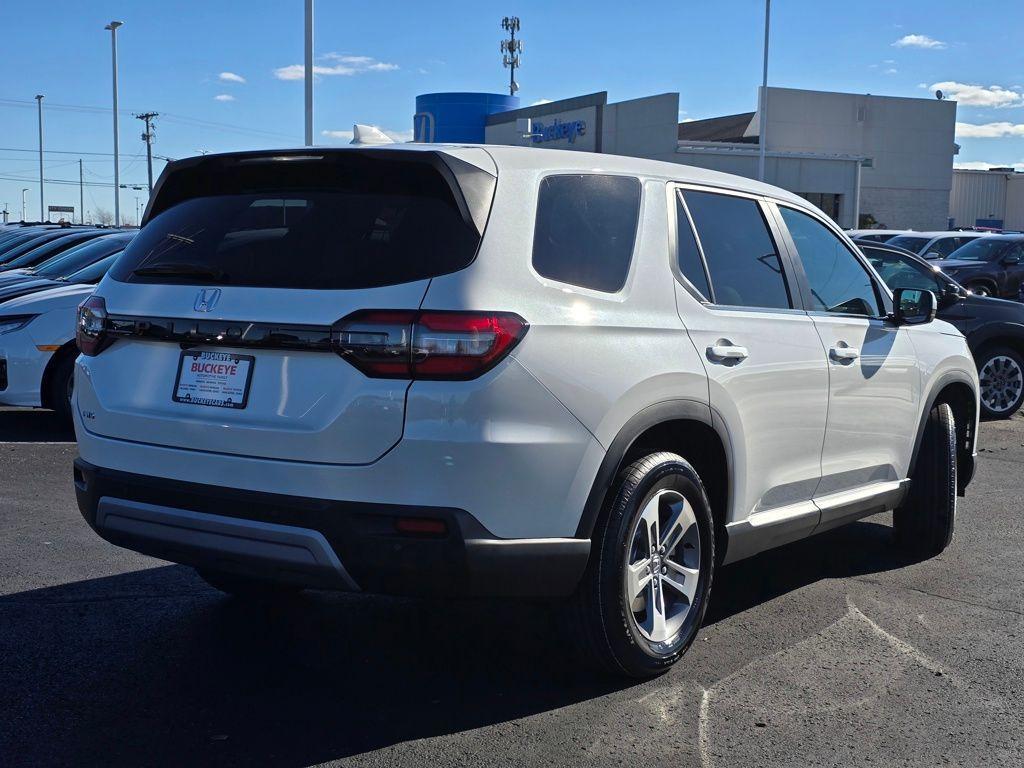 new 2025 Honda Pilot car, priced at $48,180