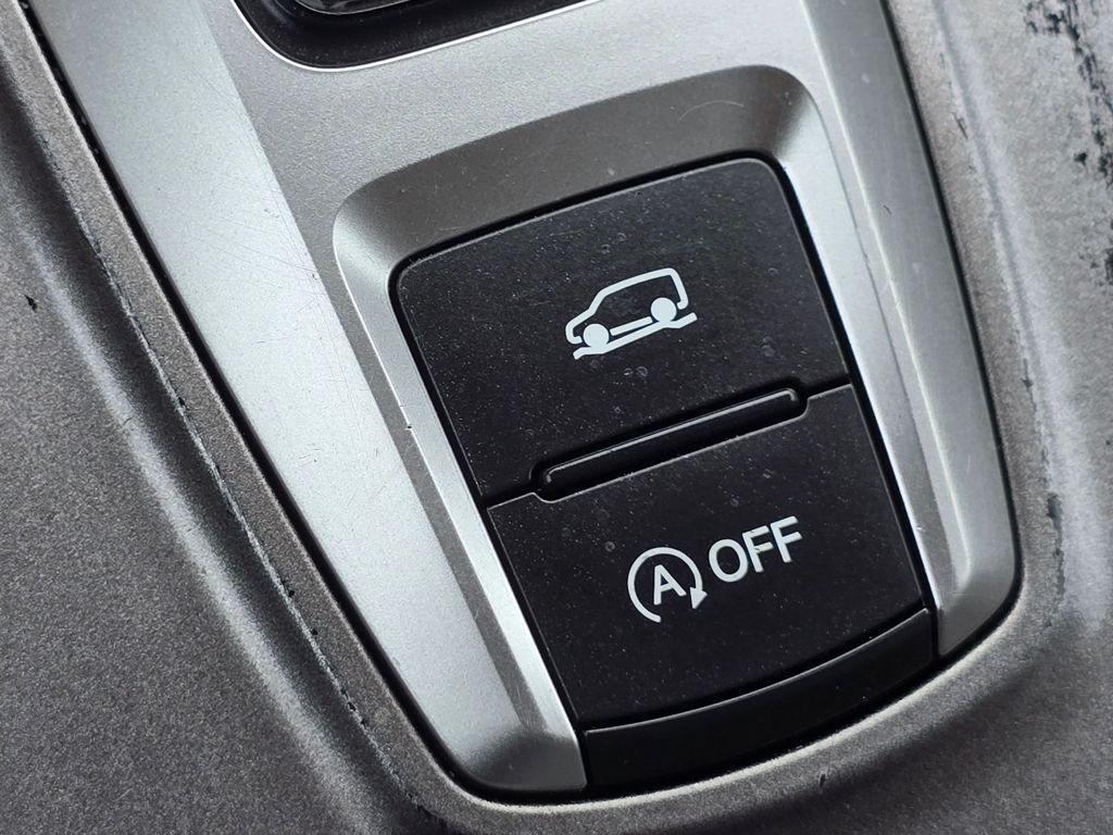 used 2021 Honda Pilot car, priced at $26,595