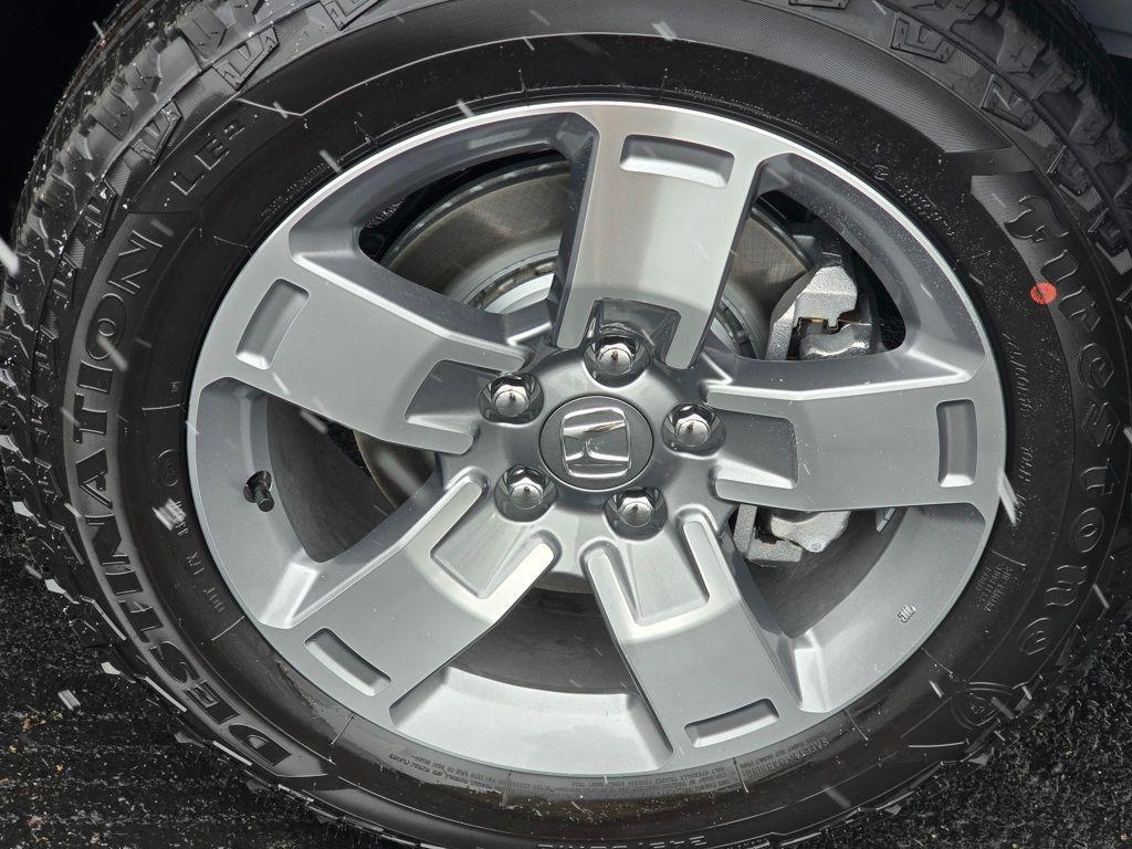 new 2025 Honda Ridgeline car, priced at $45,385