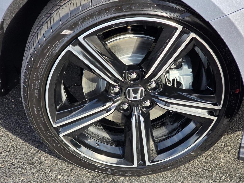new 2025 Honda Accord Hybrid car, priced at $34,805