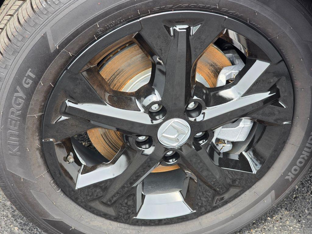 new 2025 Honda HR-V car, priced at $28,295