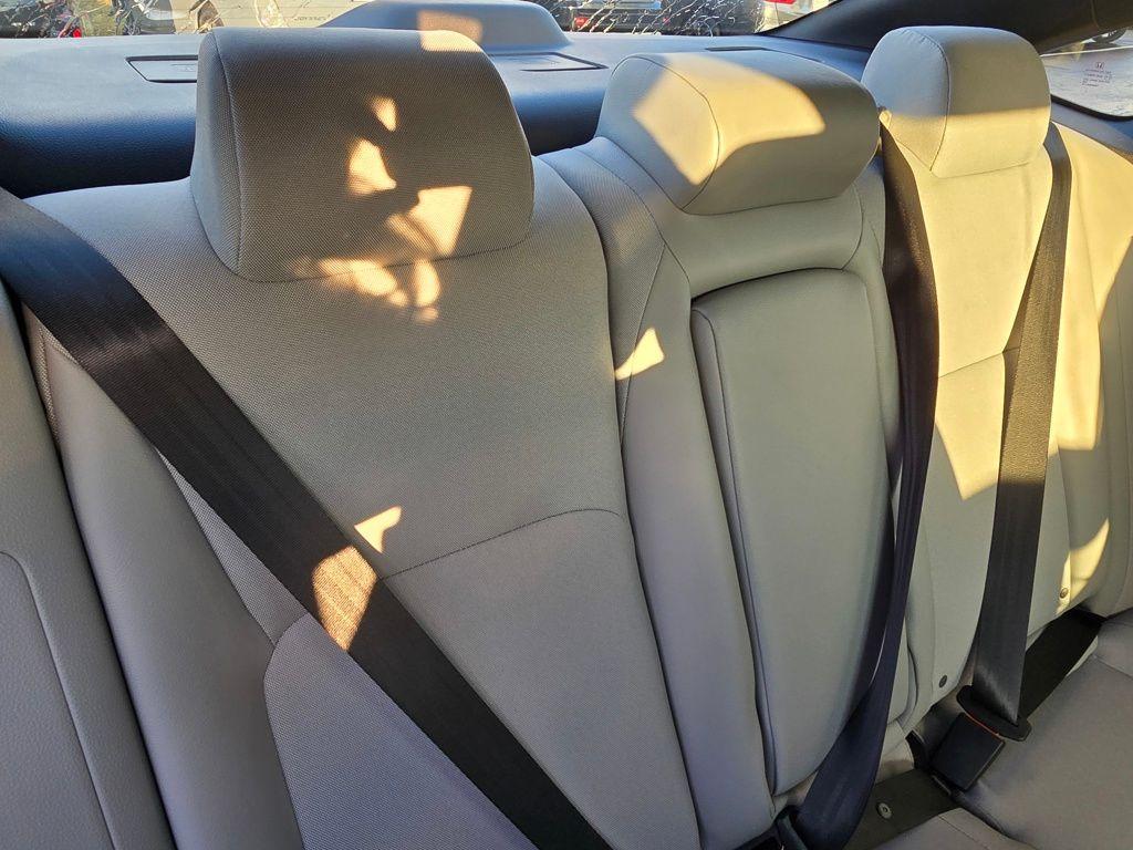 new 2025 Honda Civic Hybrid car, priced at $30,100