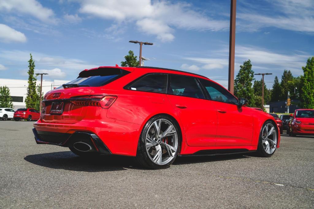 used 2021 Audi RS 6 Avant car