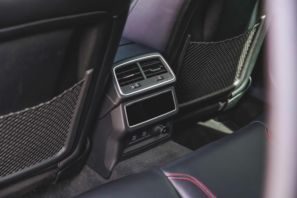 used 2021 Audi RS 6 Avant car