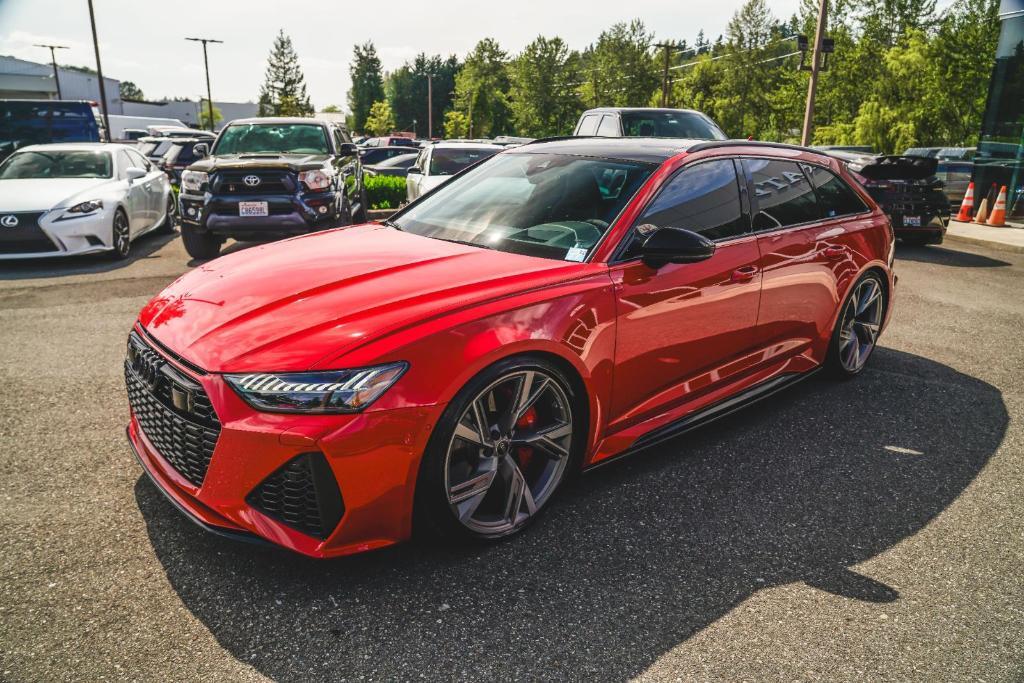 used 2021 Audi RS 6 Avant car