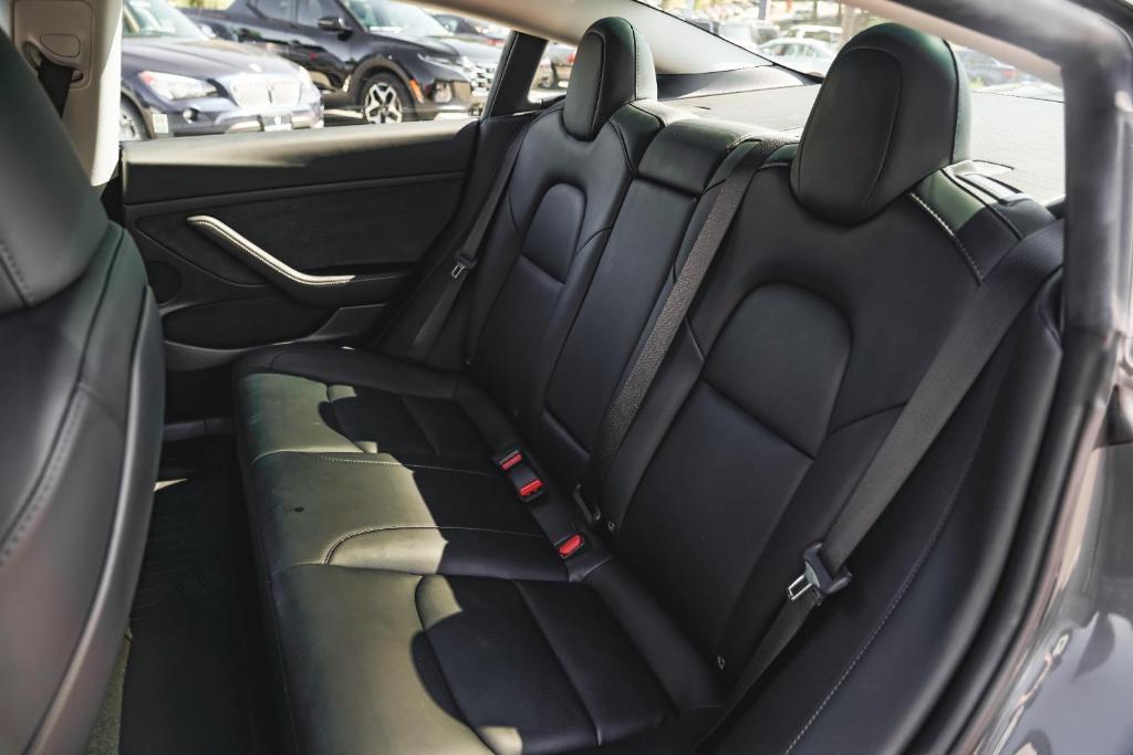 used 2023 Tesla Model 3 car