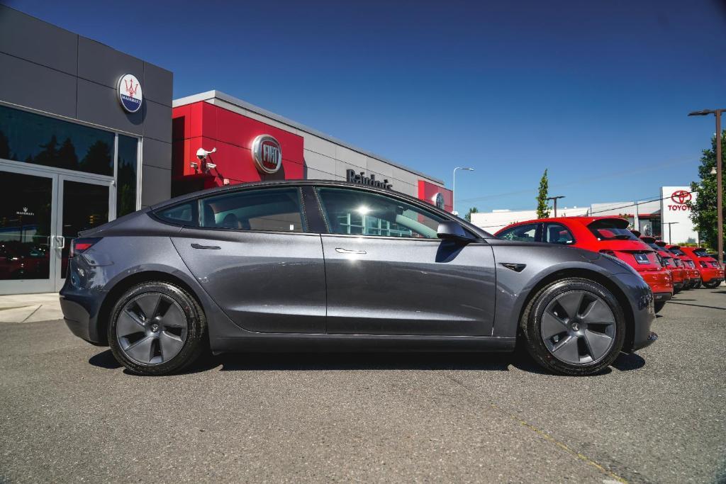 used 2023 Tesla Model 3 car