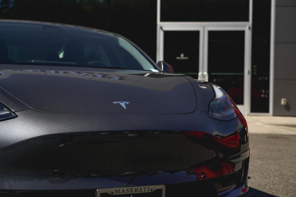 used 2023 Tesla Model 3 car