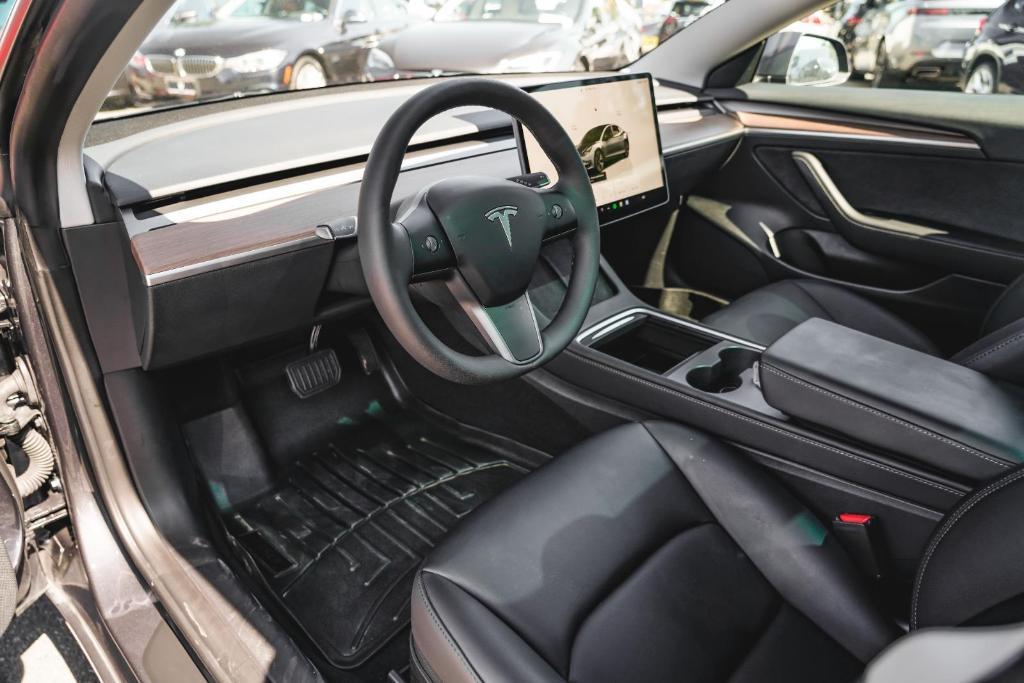 used 2023 Tesla Model 3 car