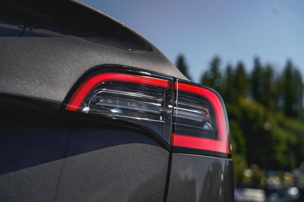 used 2023 Tesla Model 3 car
