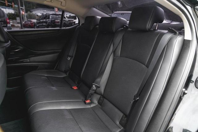used 2022 Lexus ES 300h car, priced at $27,998