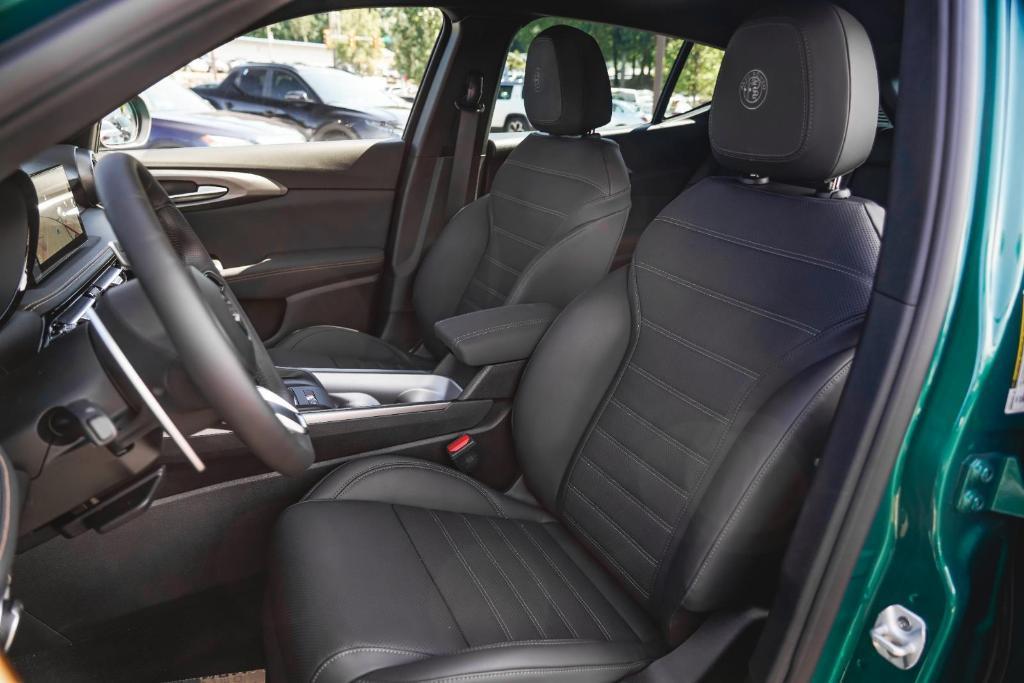 new 2025 Alfa Romeo Tonale car, priced at $46,630